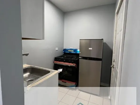 348-58 W 74th St, Chicago, IL