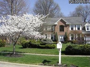 16087 Heatherwood Ct, Strongsville, OH