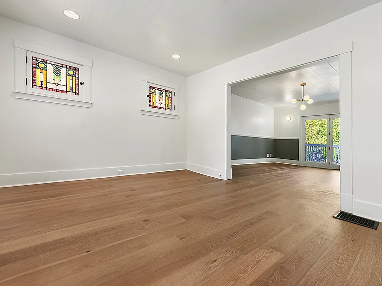 3317 Hill St — Photo 9