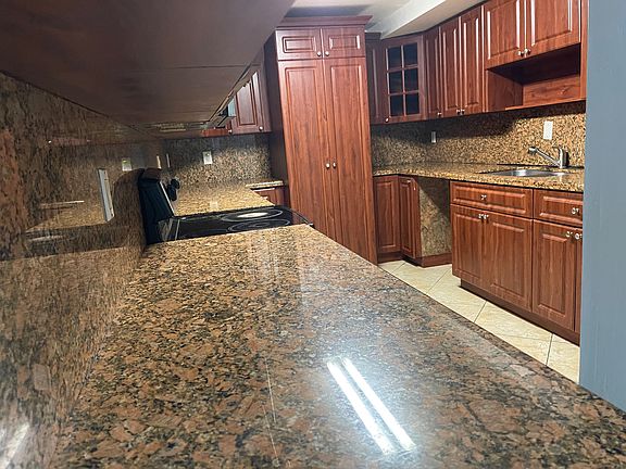 3rd image of 6960 NW 186th St APT 2-527