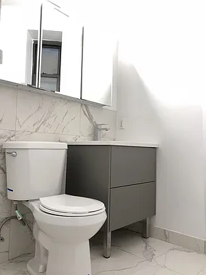 Rented by Sky Management | media 89