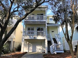 748 Bonito Rd, Saint Helena Island, SC 29920