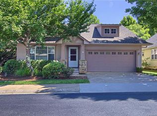 48 Barn Owl Way, Hendersonville, NC 28792