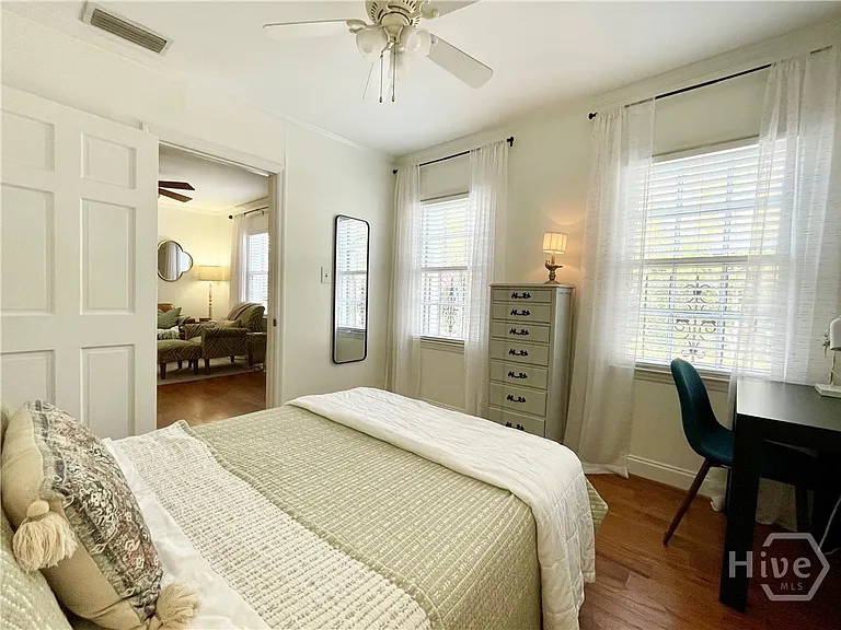 217 W Taylor St — Photo 17