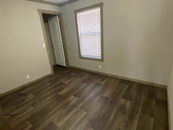 5th image of 136 Wood Fern Dr