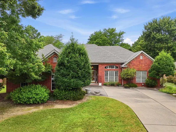 1405 Montana Dr, Conway, AR 72034