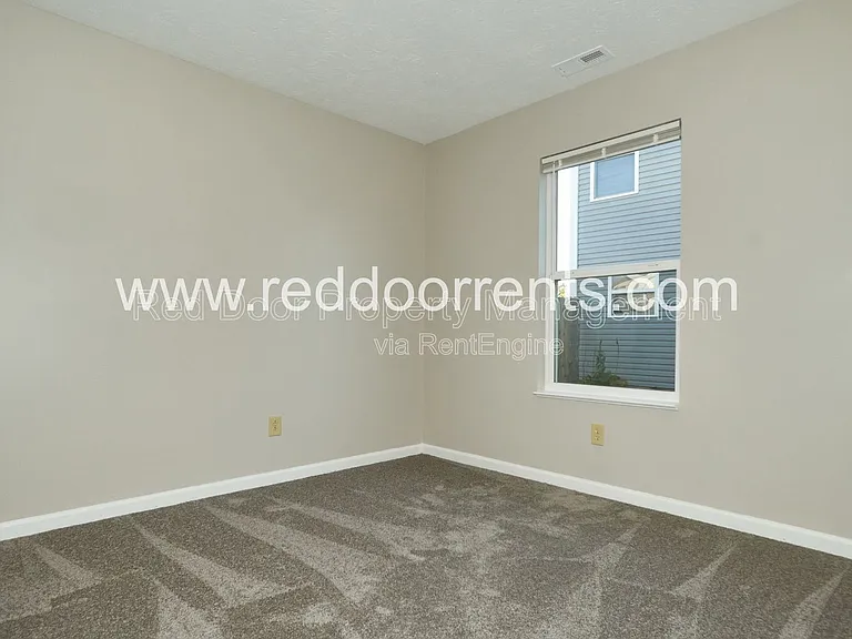 1180 Dark Star Ct — Photo 18