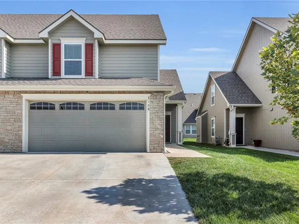 3168 Yankee Tank Ln, Lawrence, KS 66047