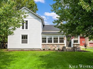 6411 Eleven Mile Rd NE, Rockford, MI 49341