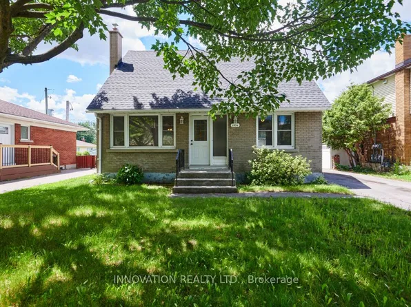 1956 Othello Ave, Ottawa, ON K1G 2A4