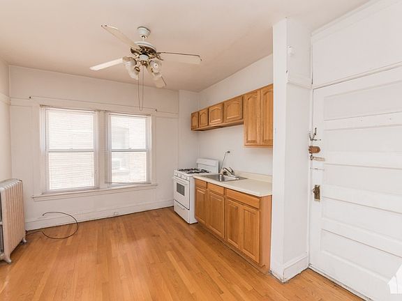 5th image of 5137 N Wolcott Ave #2