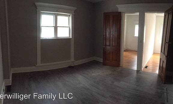 4th image of 6 Lincoln Ave APT 6