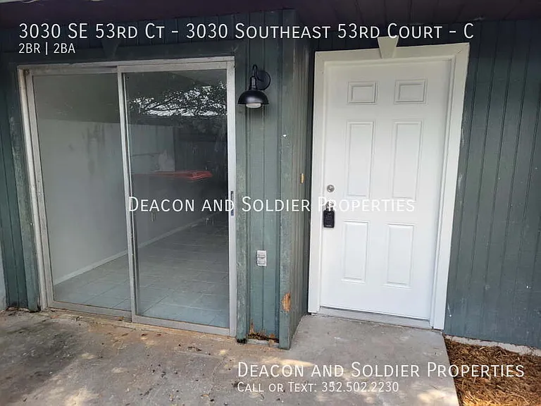 3030 SE 53rd Ct #3030 — Photo 2