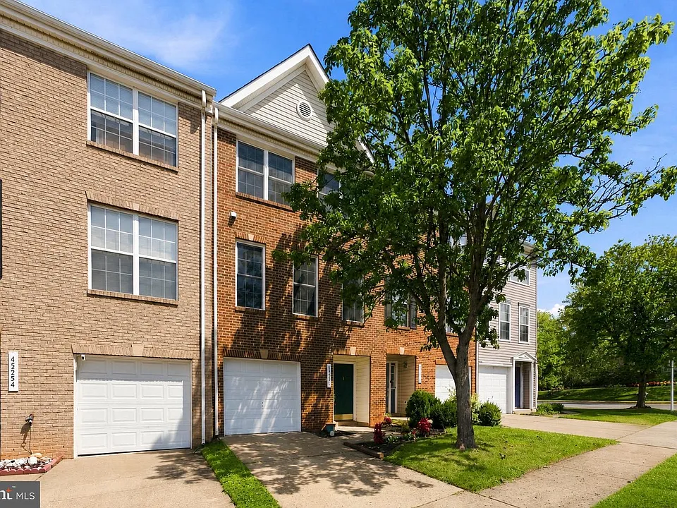 45556 Lake Haven Ter