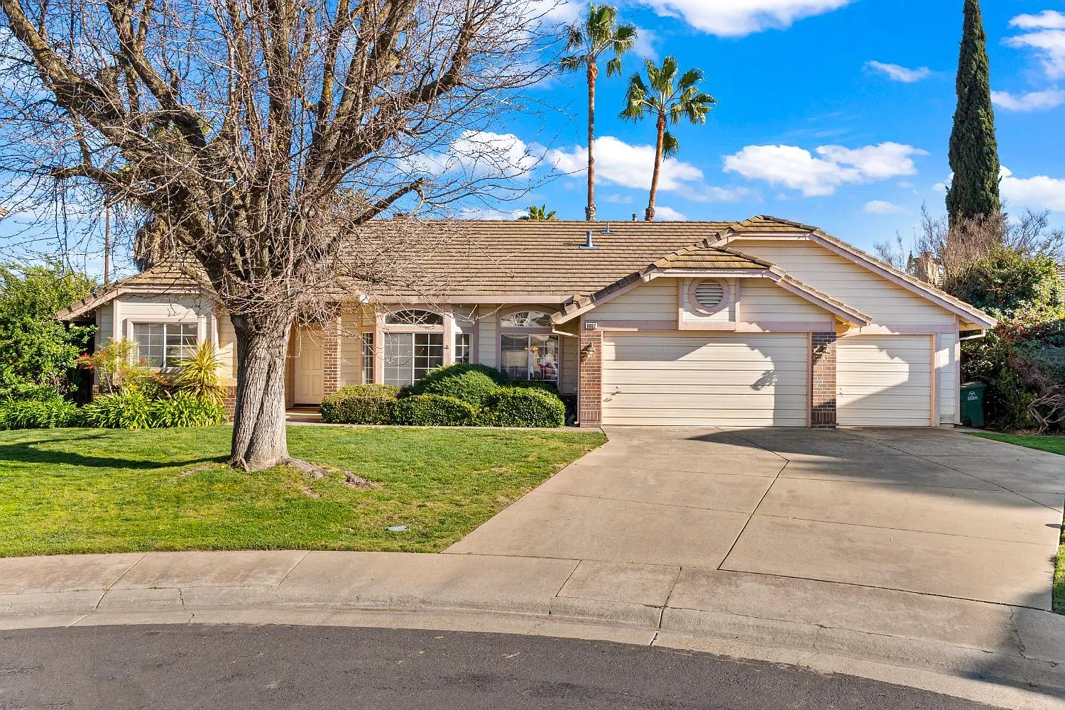8862 Freemark Way photo 1