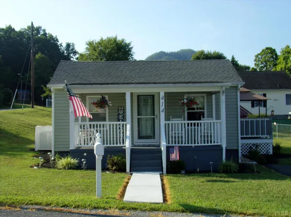 414 E 3rd St, Buena Vista, VA 24416