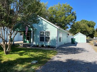 600 Maple St, Howe, TX 75459