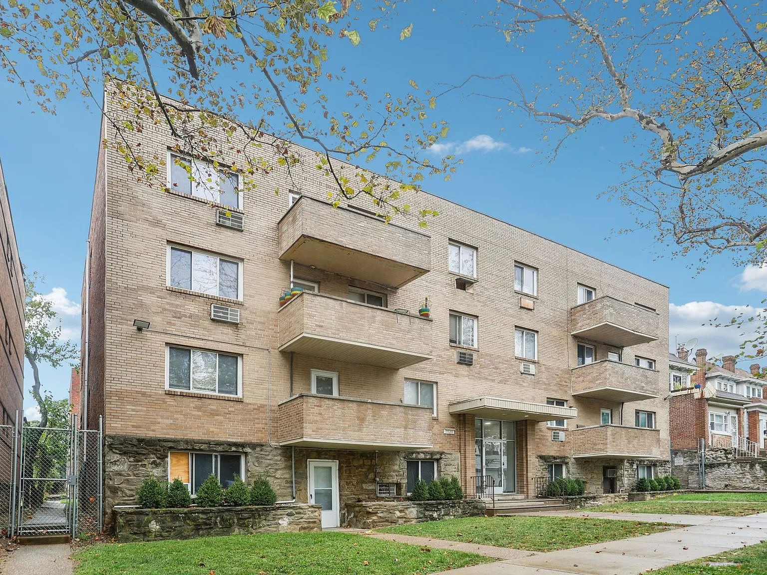Mandela Apartments — Photo 2