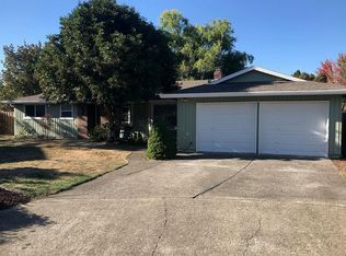 5886 SW Cross Creek Ave, Beaverton, OR 97078