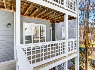 4120 Sedgewood Dr APT 201, Raleigh, NC 27612