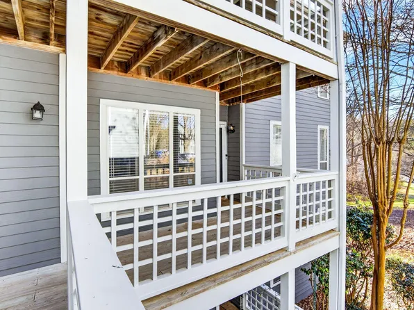 4120 Sedgewood Dr APT 201, Raleigh, NC 27612