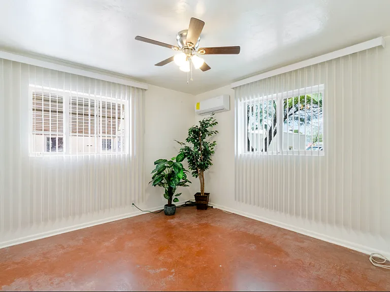 1345 E Grant Rd #1 — Photo 16