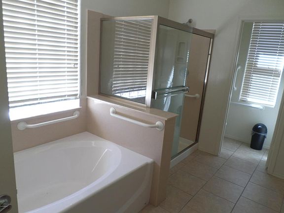 3rd image of 18429 W Caribbean Ln