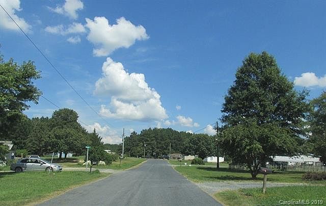 2nd image of 138 Jackson Dr