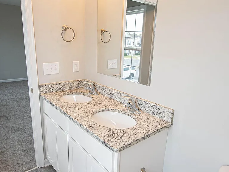 241 Morgans Ct — Photo 47