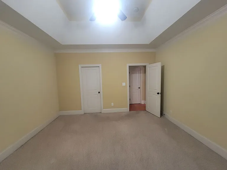 1010 Barrett Dr — Photo 12