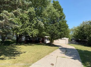 304 Theo Ave, Lansing, MI 48917