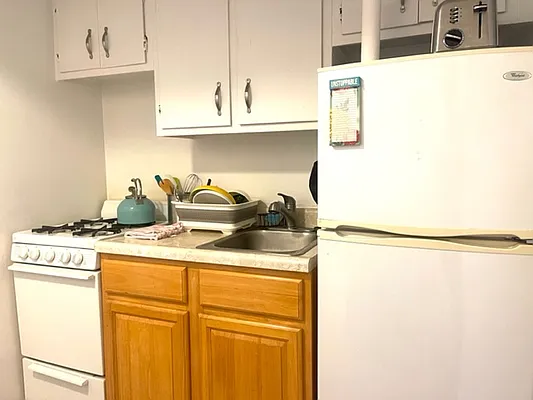 Rented by Oxford Property Group | media 10