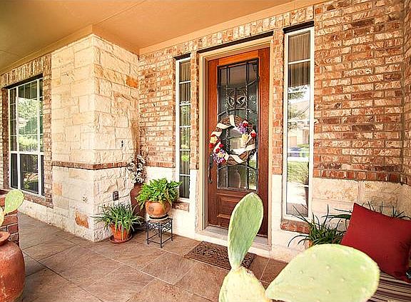4th image of 3105 Castellano Way