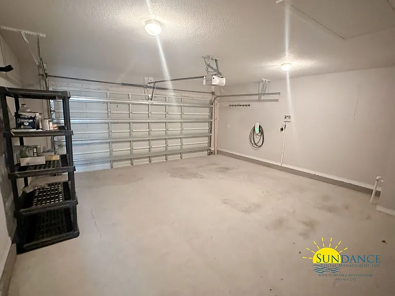 8442 Holley Hills Cir — Photo 25