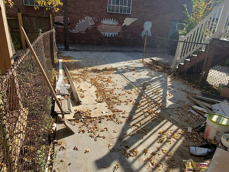 315 W 30th St — Photo 13