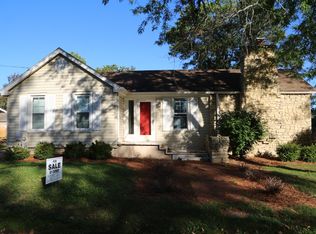 217 S Washington St, Byron, IL 61010