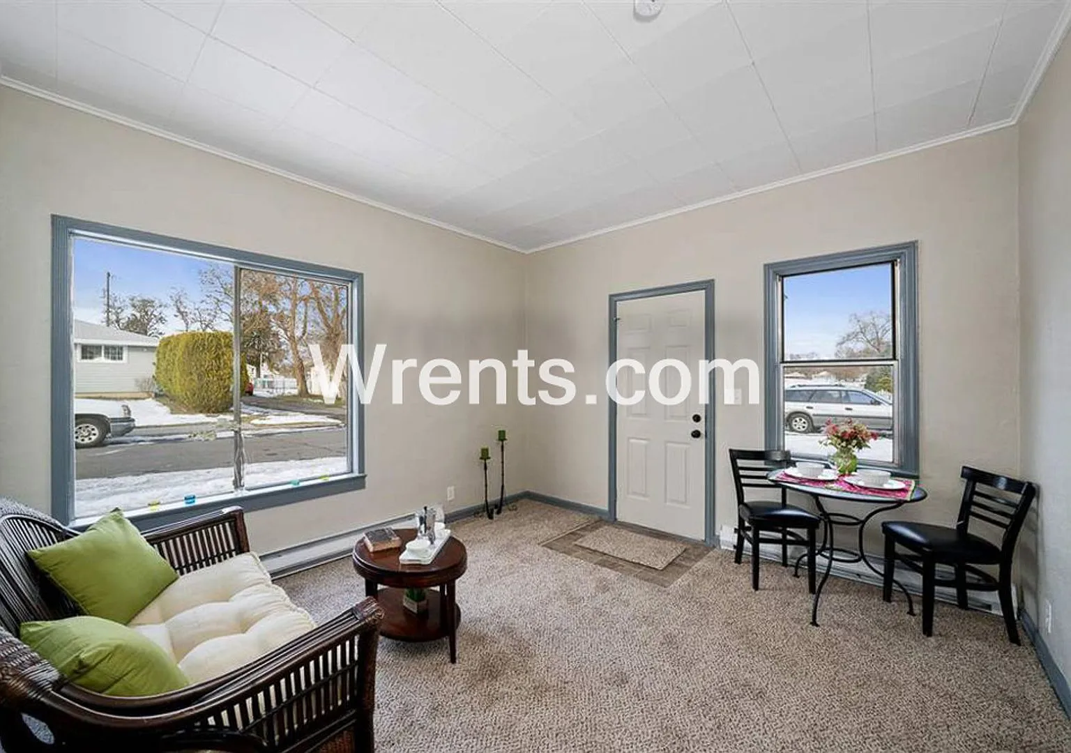 1712 E. Sanson — Photo 3