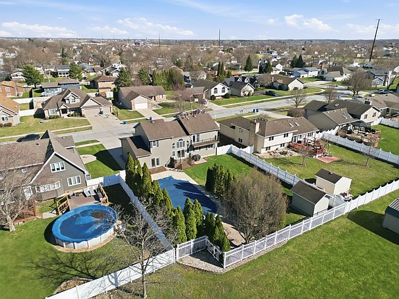 4th image of 10106 Belmont Ct