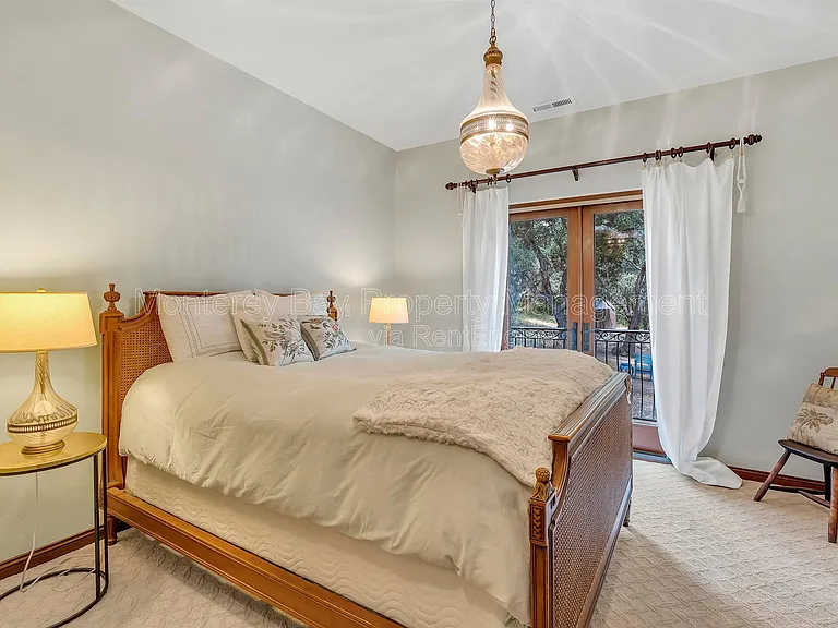 287 Laureles Grade Rd — Photo 37