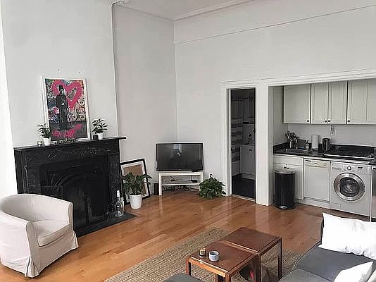 3rd image of 271 W 11th St APT 3C