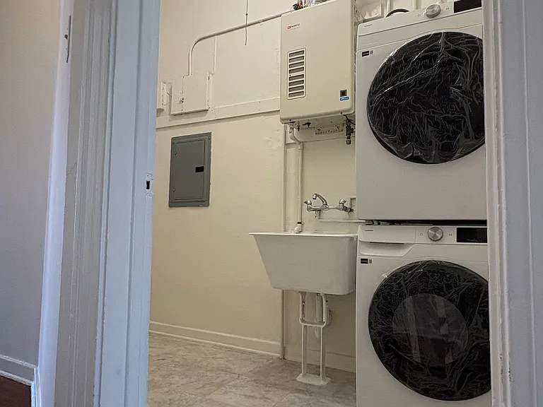 6274 Commodore Sloat Dr #2 — Photo 10