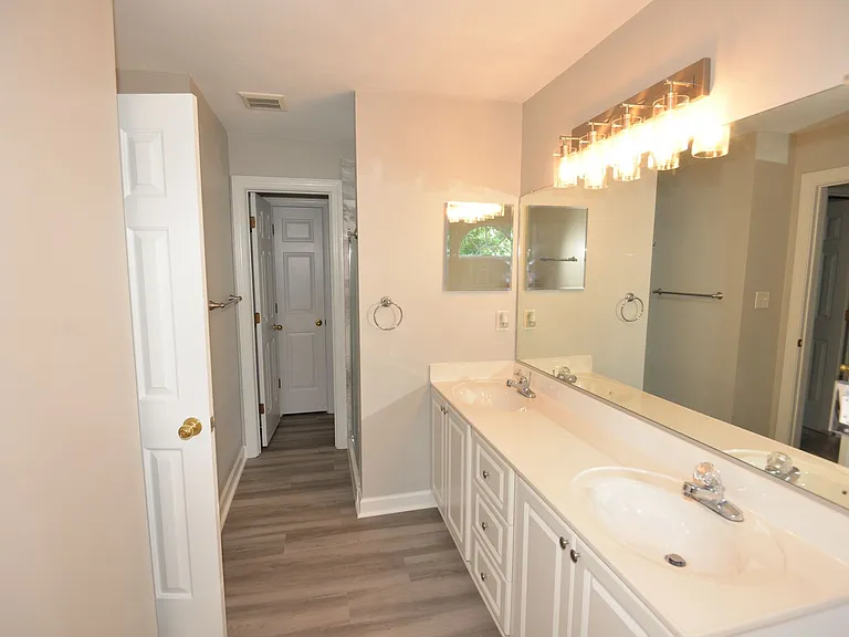 5309 Village Square Ct — Photo 24