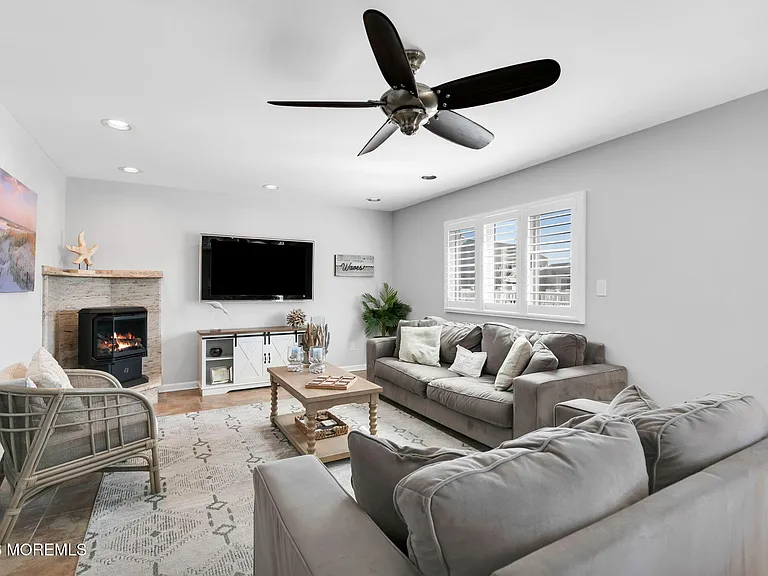 327 Tide Pond Rd — Photo 19