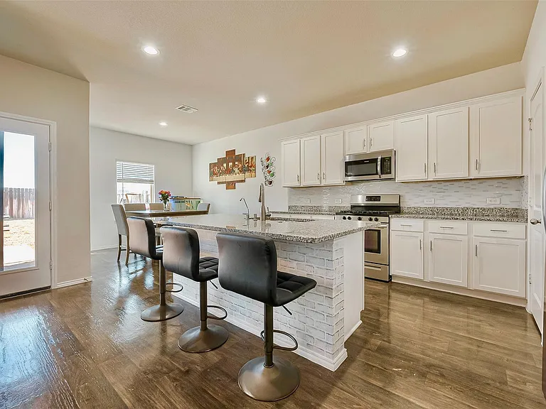 4110 Rapallo Ct — Photo 13