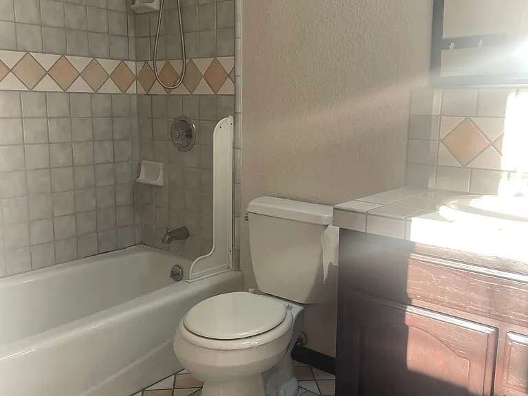 1020 Ohio Ave #1022 — Photo 5