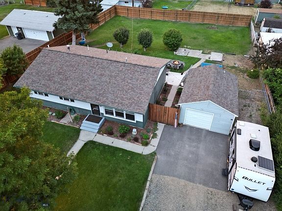 2nd image of 412 W Custer Ave