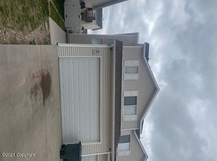 1510 Harvest Moon Dr, Gillette, WY 82718