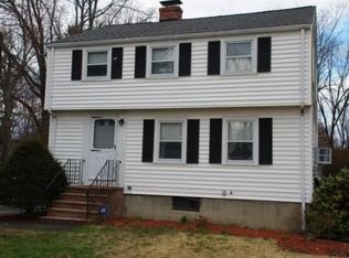 4 Phyllis Ave, Burlington, MA 01803