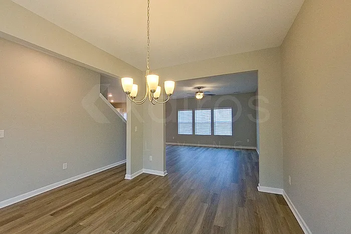 7105 Foggy River Dr — Photo 2