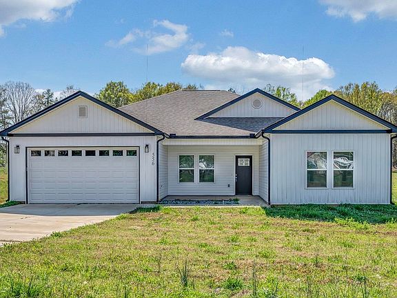 2nd image of 556 Sand Clay Rd